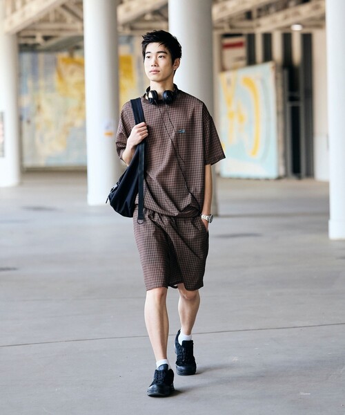 FREAK'S STORE(フリークスストア)の「<UVカット・接触冷感・吸水速乾> AiRide/エアライド パッカブル セットアップ 夏/ クルーネックプルオーバー / ショーツ 限定展開(その他トップス・メンズ・チャコールグレー/グレイッシュベージュ/ブラウン系その他/グレー系その他/ブラック/ネイビー・MEDIUM/SMALL/LARGE)」の18枚目の写真