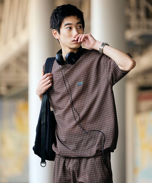 FREAK'S STORE（フリークスストア）の「限定展開 AiRide/エアライド パッカブル セットアップ / クルーネックプルオーバー / ショーツ（その他トップス・メンズ・チャコールグレー/グレイッシュベージュ/ブラウン系その他/グレー系その他/ブラック/ネイビー・MEDIUM/SMALL/LARGE）」の14枚目の写真