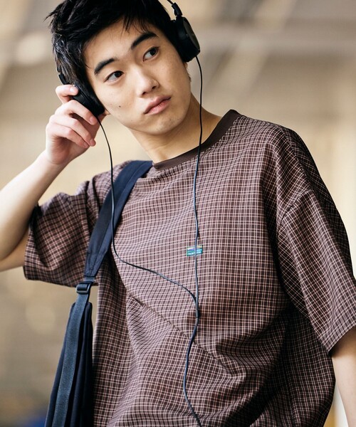 FREAK'S STORE（フリークスストア）の「限定展開 AiRide/エアライド パッカブル セットアップ / クルーネックプルオーバー / ショーツ（その他トップス・メンズ・チャコールグレー/グレイッシュベージュ/ブラウン系その他/グレー系その他/ブラック/ネイビー・MEDIUM/SMALL/LARGE）」の20枚目の写真