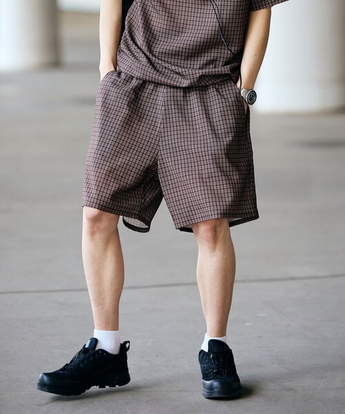 FREAK'S STORE（フリークスストア）の「限定展開 AiRide/エアライド パッカブル セットアップ / クルーネックプルオーバー / ショーツ（その他トップス・メンズ・チャコールグレー/グレイッシュベージュ/ブラウン系その他/グレー系その他/ブラック/ネイビー・MEDIUM/SMALL/LARGE）」の22枚目の写真