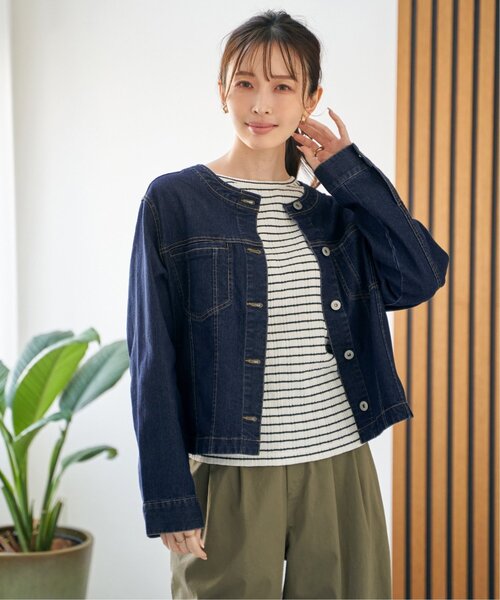 ikka（イッカ）の「ストレッチデニムノーカラーシャウター【親子コーデ】（デニムジャケット・レディース・ネイビー/ブルー/アイボリー・M/L）」の14枚目の写真