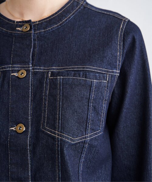 ikka（イッカ）の「ストレッチデニムノーカラーシャウター【親子コーデ】（デニムジャケット・レディース・ネイビー/ブルー/アイボリー・M/L）」の22枚目の写真