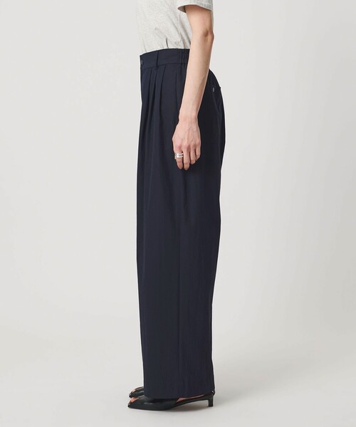 UNITED ARROWS（ユナイテッドアローズ）の「ツイル ダブルタック イージーパンツ（その他パンツ・レディース・ピンク/ライム/ネイビー・36/38/34）」の17枚目の写真