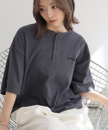 KANGOL（カンゴール）の「【KANGOL カンゴール】別注 ワンポイント ロゴ刺繍 ヘンリーネック Tシャツ（Tシャツ/カットソー）」