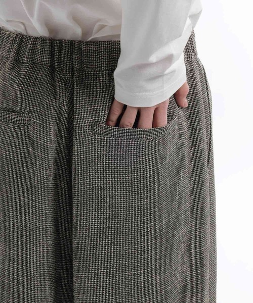 HARE(ハレ)の「【SET UP対応】トランジションボリュームパンツ(HARE)(スラックス・メンズ・グレー/ブラック/ネイビー/レッド/グレー系その他・FREE)」の14枚目の写真