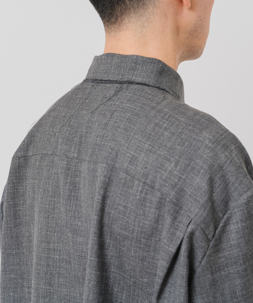 Gabriela Coll Garments（ガブリエラコールガーメンツ）の「GABRIELA COLL GARMENTS(ガブリエラコールガーメンツ) 別注 OVERSIZED SHIRT（シャツ/ブラウス・メンズ・チャコールグレー・3/2/1）」の3枚目の写真