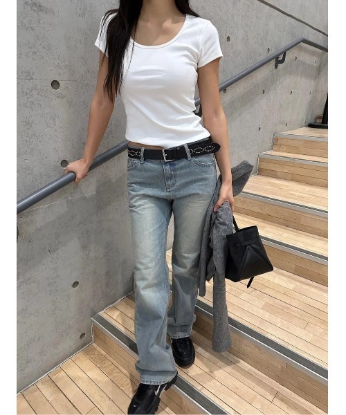 BLACKUP（ブラックアップ）の「[B-DENIM] LOW VINTAGE STRAIGHT JEANS 052（デニムパンツ・レディース・ブルー/ライトブルー・LARGE/SMALL/MEDIUM）」の3枚目の写真