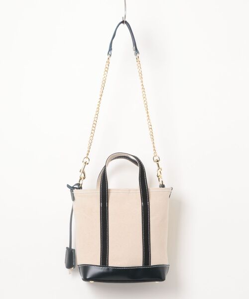 Scrap Book（スクラップブック）の「【atneK】キャンバスチェーンショルダー（ショルダーバッグ・レディース・ホワイト・FREE）」の2枚目の写真