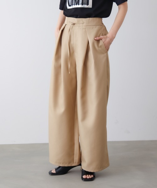 Bou Jeloud(ブージュルード)の「スレンダーベルトワイドパンツ(その他パンツ・レディース・ネイビー/ベージュ/オフホワイト・38)」の13枚目の写真