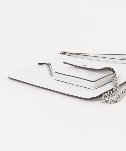 MICHAEL KORS（マイケルコース）の「JET SET コンバーチブル ジップ リストレット ラージ（クラッチバッグ・レディース・ホワイト系・FREE）」の6枚目の写真