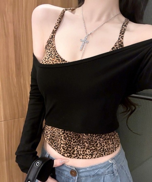 Vipoa(ヴィポア)の「Leopard print camisole two-piece tops(Tシャツ/カットソー・レディース・ホワイト/ネイビー/グレー/ブラック・FREE)」の7枚目の写真
