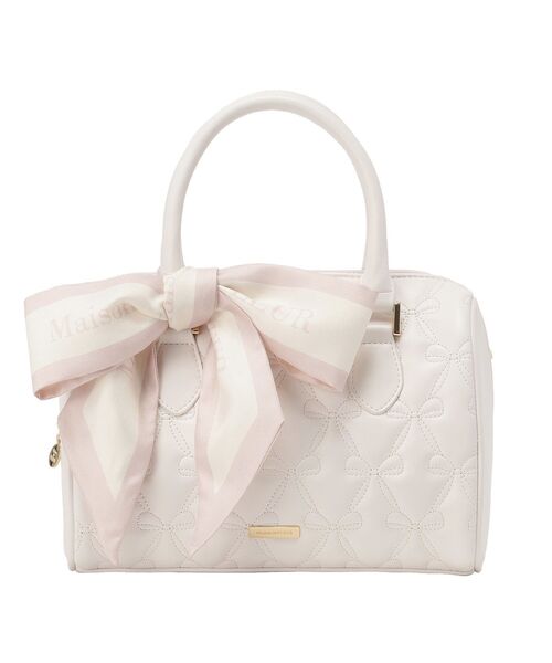 Maison de FLEUR（メゾンドフルール）の「スカーフ付きリボンキルティング2Wayボストン（ボストンバッグ・レディース・アイボリー/ブラック/ピンク・FREE）」の6枚目の写真