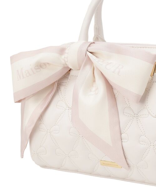 Maison de FLEUR（メゾンドフルール）の「スカーフ付きリボンキルティング2Wayボストン（ボストンバッグ・レディース・アイボリー/ブラック/ピンク・FREE）」の15枚目の写真