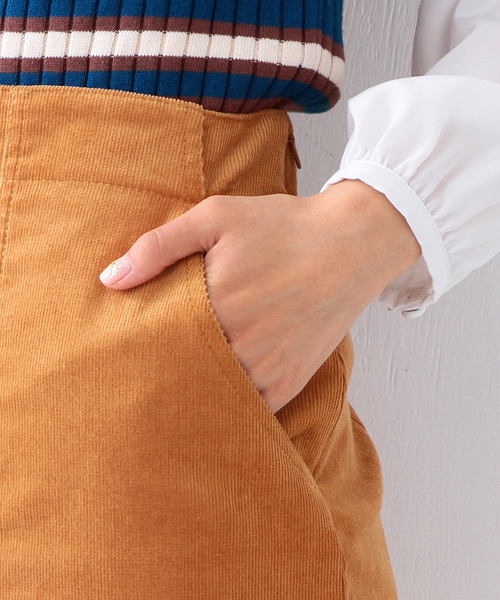 Ray BEAMS（レイビームス）の「◇【ラブリ着用】Ray BEAMS / ストレッチ コーデュロイ  タイトスカート（スカート・レディース・ベージュ/サックスブルー/キャメル・0/1）」の9枚目の写真