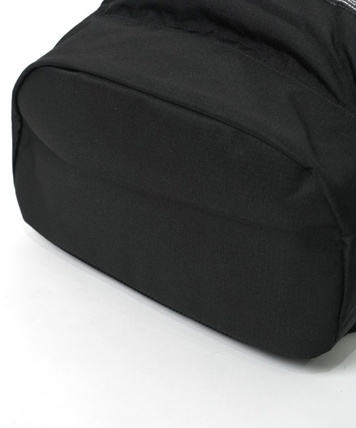 anello(アネロ)の「"02"≪anello GRANDE≫High capacity/ハイキャパシティ 10ポケット/40L バックパック(バックパック/リュック・レディース・ブラック×ピンク/ブラック・ONE SIZE)」の4枚目の写真