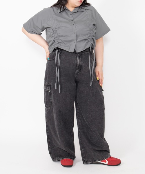 PUNYUS（プニュズ）の「カーゴデニムパンツ（デニムパンツ・レディース・ブラック/ライトブルー・5/4/3/2/1）」の7枚目の写真