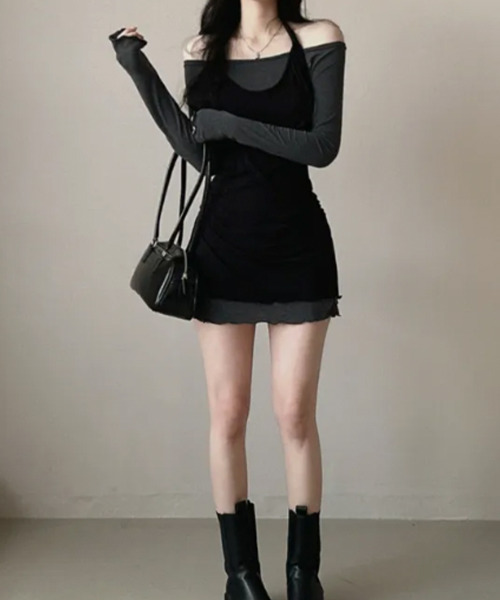 VIVID LADY(ビビッドレディー)の「オフショルダー×ホルターネック レイヤードミニワンピース(ワンピース・レディース・チャコールグレー/アイボリー・FREE)」の13枚目の写真