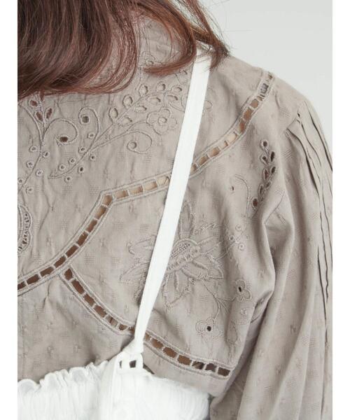 TSUHARU by Samansa Mos2（ツハルバイサマンサモスモス）の「【WHITE COLLECTION】スカラップ刺繍キャミワンピース（ワンピース・レディース・ホワイト・F）」の7枚目の写真