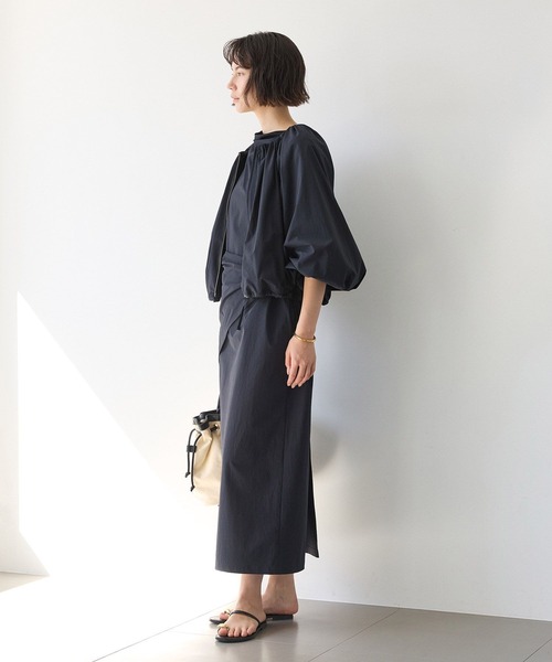 BABYLONE(バビロン)の「【多機能素材】撥水スカーフ付きブルゾン(ブルゾン・レディース・ブラック/ホワイト・フリー)」の21枚目の写真