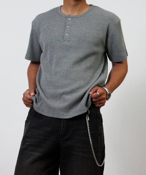 NYLAUS(ナイラス)の「【Nylaus】ヘンリーネック ワッフル 半袖Tシャツ 無地 ストレッチ(Tシャツ/カットソー・メンズ・杢グレー/ホワイト/ブラック・L/LL/M)」の3枚目の写真
