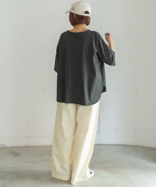 POU DOU DOU(プードゥドゥ)の「ダンシングフルーツ刺繍ゆるTee(Tシャツ/カットソー・レディース・オフホワイト/ダークグレー・3)」の17枚目の写真