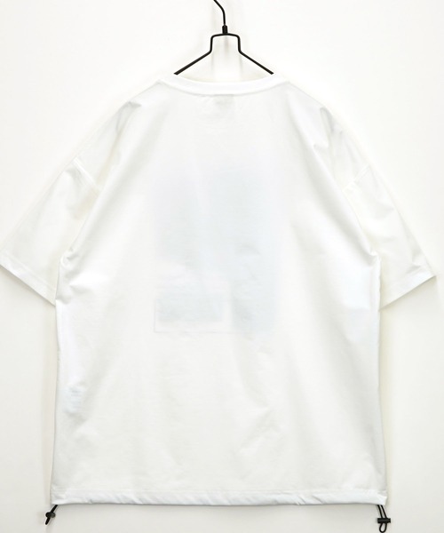 L'atelier(ラトリエ)の「接触冷感 ルーズフィット グラフィック 半袖Tシャツ 短丈可能 ドロスト(Tシャツ/カットソー・メンズ・ブラック系4/ブラック系その他3/ブラック系その他4/ホワイト系4/ホワイト系3/ブラック系その他2/ホワイト系2/ホワイト系6/ブラック系その他5/ブラック系その他6/ブラック系6/ホワイト系5/ブラック系5・M/L)」の15枚目の写真