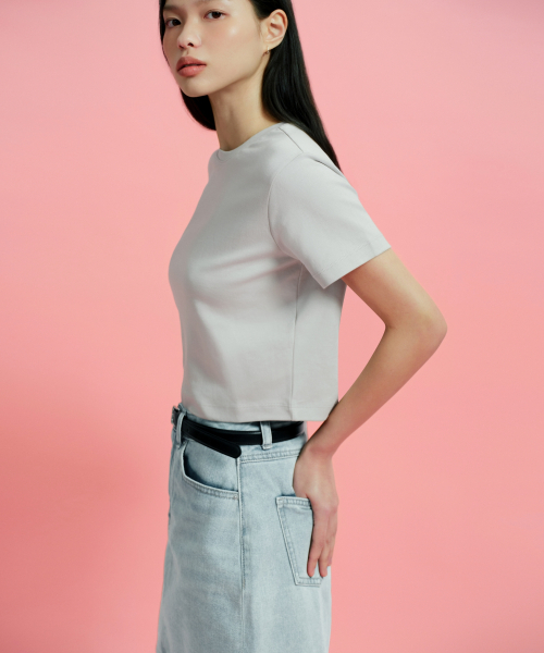MUSINSA STANDARD WOMAN（ムシンサスタンダードウーマン）の「ウィメンズクルーネッククロップTシャツ[ライトグレー]（Tシャツ/カットソー・レディース・その他・SMALL/X-SMALL/X-LARGE/LARGE）」の3枚目の写真