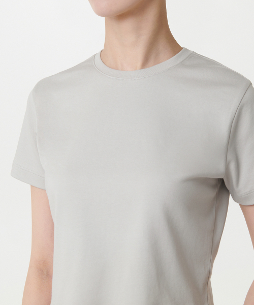 MUSINSA STANDARD WOMAN（ムシンサスタンダードウーマン）の「ウィメンズクルーネッククロップTシャツ[ライトグレー]（Tシャツ/カットソー・レディース・その他・SMALL/X-SMALL/X-LARGE/LARGE）」の4枚目の写真