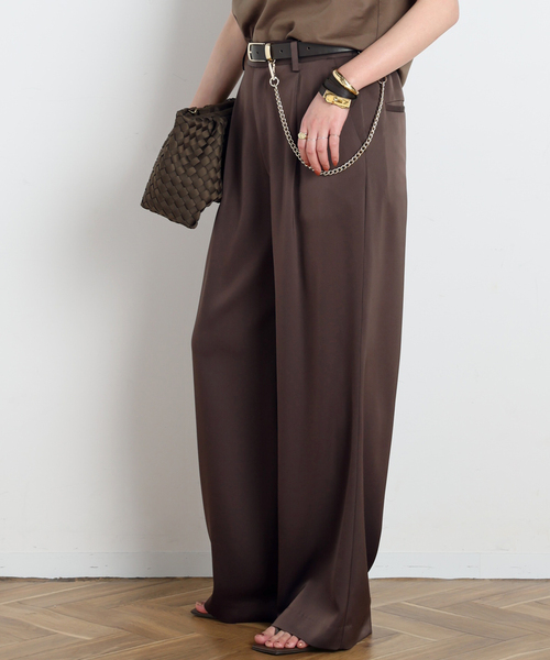 AP STUDIO（エーピーストゥディオ）の「ダブルサテンパンツ（スラックス・レディース・ブラウン/ネイビー・40/38/36/34）」の14枚目の写真