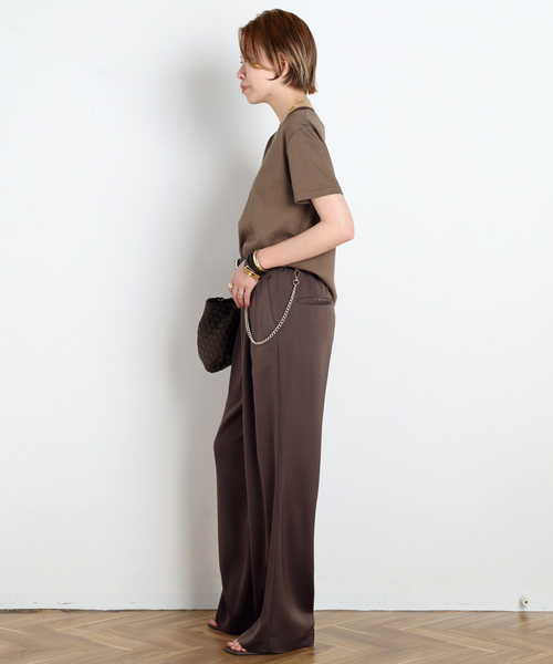 AP STUDIO（エーピーストゥディオ）の「ダブルサテンパンツ（スラックス・レディース・ブラウン/ネイビー・40/38/36/34）」の17枚目の写真