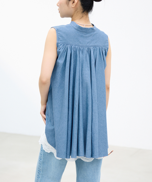 IENA(イエナ)の「AAYUSHI/アユーシ デニムピンタックブラウス SGN070150(シャツ/ブラウス・レディース・ブルー系その他・FREE)」の5枚目の写真
