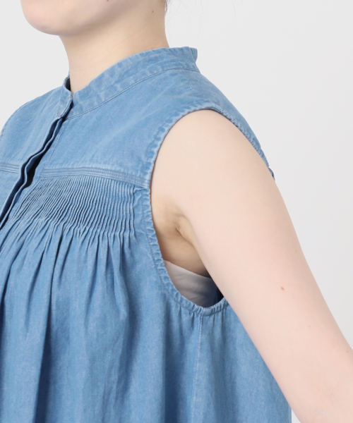 IENA(イエナ)の「AAYUSHI/アユーシ デニムピンタックブラウス SGN070150(シャツ/ブラウス・レディース・ブルー系その他・FREE)」の21枚目の写真