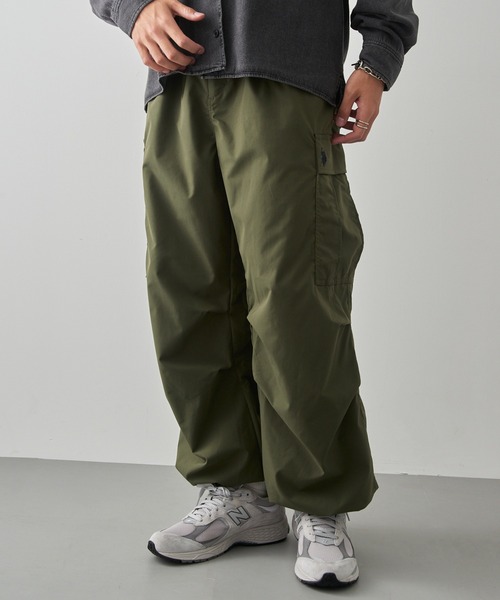 U.S. POLO ASSN.(ユーエスポロアッスン)の「【U.S. POLO ASSN.】ポリ撥水ワイドカーゴパンツ 046360(カーゴパンツ・メンズ・カーキ/ネイビー/ベージュ・M/S/LL/L)」の4枚目の写真