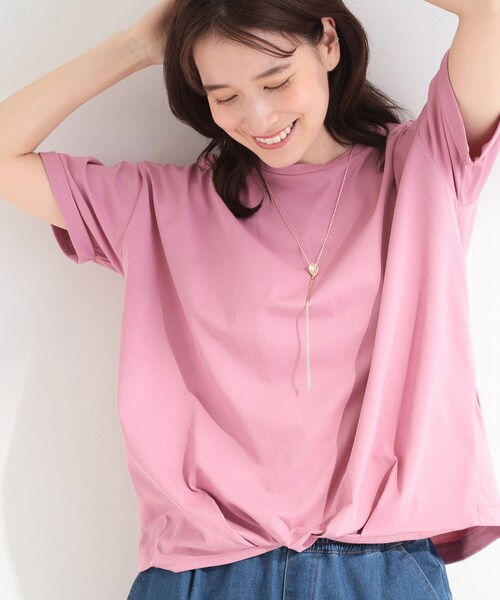 SHOO・LA・RUE（シューラルー）の「【ひんやり/洗濯機可/S-LL】インしてる風 フロントタックデザインTシャツ（Tシャツ/カットソー・レディース・ライトベージュ/ホワイト系5/ピンク系/カーキ/ブルー/ブラック・01/02/04/03）」の6枚目の写真