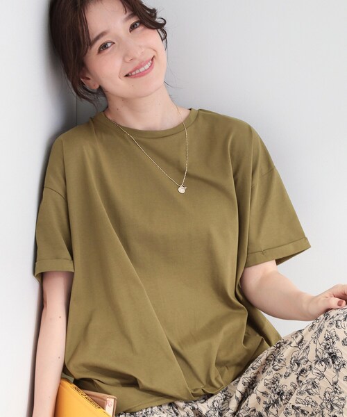 SHOO・LA・RUE（シューラルー）の「【ひんやり/洗濯機可/S-LL】インしてる風 フロントタックデザインTシャツ（Tシャツ/カットソー・レディース・ライトベージュ/ホワイト系5/ピンク系/カーキ/ブルー/ブラック・01/02/04/03）」の4枚目の写真