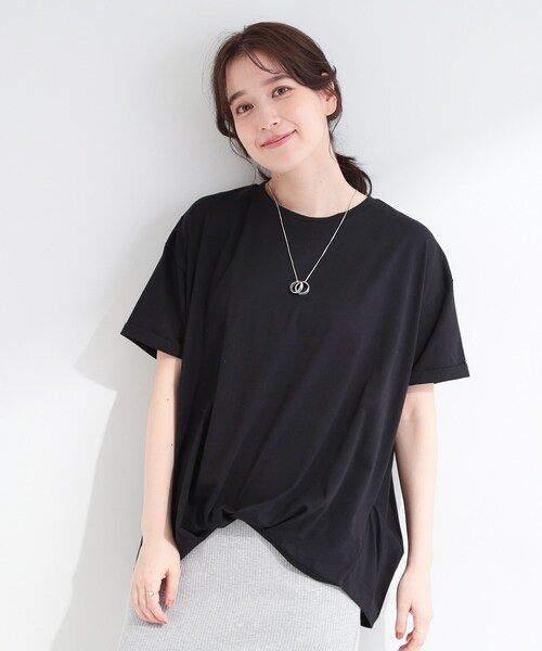 SHOO・LA・RUE(シューラルー)の「【ひんやり/体型カバー/S-LL】インせず決まる フロントタックデザインTシャツ(Tシャツ/カットソー・レディース・ライトベージュ/ホワイト系5/ピンク系/カーキ/ブルー/ブラック・01/02/04/03)」の9枚目の写真