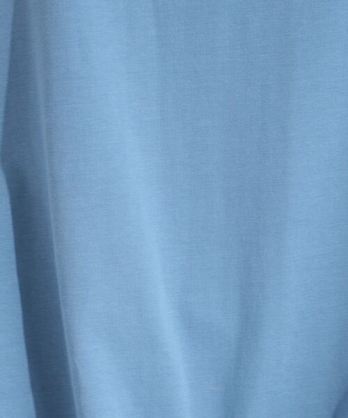 SHOO・LA・RUE（シューラルー）の「【ひんやり/洗濯機可/S-LL】インしてる風 フロントタックデザインTシャツ（Tシャツ/カットソー・レディース・ライトベージュ/ホワイト系5/ピンク系/カーキ/ブルー/ブラック・01/02/04/03）」の17枚目の写真