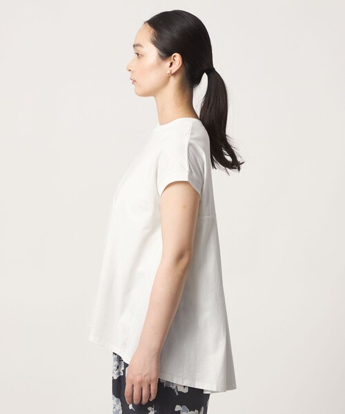 A DAY IN THE LIFE UNITED ARROWS(アデイインザライフユナイテッドアローズ)の「プレーティングテンジク フレア フレンチスリーブTシャツ ‐接触冷感・UVカット・吸水速乾‐<A DAY IN THE LIFE>(Tシャツ/カットソー・レディース・ブラック/オフホワイト/ナチュラル/その他1/コバルトブルー/イエロー・FREE)」の12枚目の写真