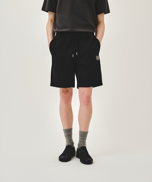 MARITHE + FRANCOIS GIRBAUD(マリテフランソワジルボー)の「CLASSIC LOGO SWEAT SHORTS(スウェットパンツ・レディース・オートミール/ブラック/ヘザーグレー・SMALL/MEDIUM/LARGE)」の2枚目の写真