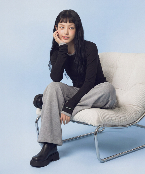 MASMARULEZ APPAREL(マスマルールズ アパレル)の「Double Layered Long Sleeve_3 Colors(Tシャツ/カットソー・レディース・ブラック/スカイブルー/イエロー系その他・ONE SIZE)」の5枚目の写真