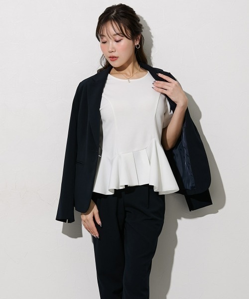 Nissen glamor（ニッセングラマー）の「【大きい胸専用】ぺプラム半袖トップス（アシンメトリーデザイン）（Tシャツ/カットソー・レディース・ブラック/オフホワイト・L/LL/M/3L）」の22枚目の写真