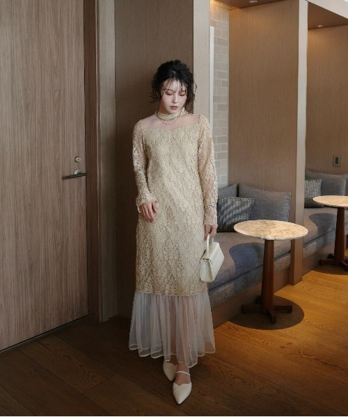 LE'RURE(リルアー)の「Midi scallop lace dress(ワンピース・レディース・アイボリー/ベージュ/ブラック・TALL/MEDIUM/SMALL)」の13枚目の写真