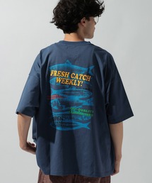Fishs Eddy（フィッシュエディ）の「【FISHS EDDY(フィッシュエディ)】マーケットTシャツ【UNISEX】（Tシャツ/カットソー）」