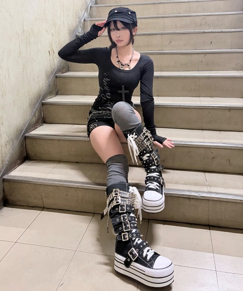 Never mind the XU(ネバーマインドザエックスユー)の「【Never mind the XU】sheer lettering tight long sleeve tee / 【ネバーマインド ザ エックスユー】シアーレタリングタイト長袖Tシャツ<着用動画あり>(Tシャツ/カットソー・レディース・ホワイト/ピンク/ブラック・S)」の7枚目の写真
