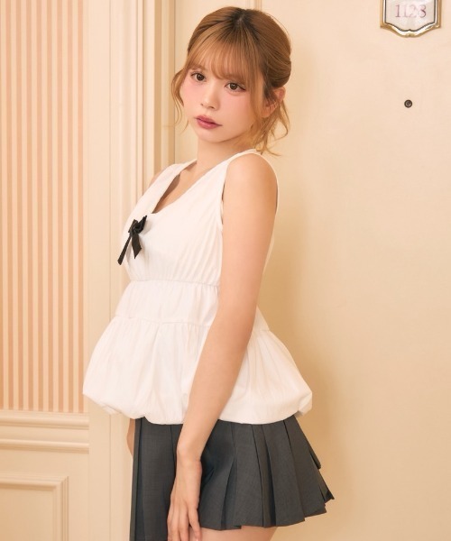 TITTY&CO.（ティティーアンドコー）の「フロントリボンスリーブレストップス（ワンピース・レディース・ブラック/アイボリー/ホワイト・FREE）」の21枚目の写真