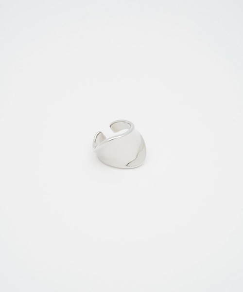 SOEMIN(ソミン)の「Distorted ring/ディストーテッドリング(リング・レディース・シルバー・FREE)」の4枚目の写真