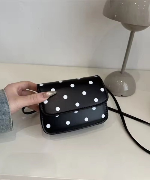 ammy.(エイミードット)の「【 ammy. / エイミードット 】 クラシック ドット フラップ ミニ ショルダーバッグ(ショルダーバッグ・レディース・ホワイト/ブラック/ベビーピンク/レッド・FREE)」の1枚目の写真