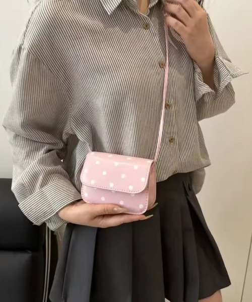 ammy.(エイミードット)の「【 ammy. / エイミードット 】 クラシック ドット フラップ ミニ ショルダーバッグ(ショルダーバッグ・レディース・ホワイト/ブラック/ベビーピンク/レッド・FREE)」の5枚目の写真