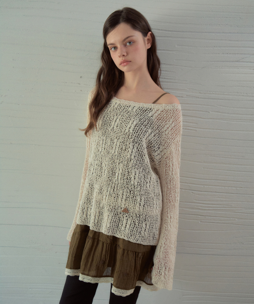 OURNOSTALGIA(アワー ノスタルジア)の「Vero Scasi Knit_Cream(ON26KN22)(ニット/セーター・レディース・Cream・FREE)」の2枚目の写真