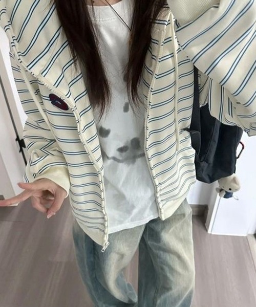 AsheKsha(アシクシャ)の「ストライプのフード付きジップアップスウェットシャツ(パーカー・レディース・ベージュ・M)」の11枚目の写真